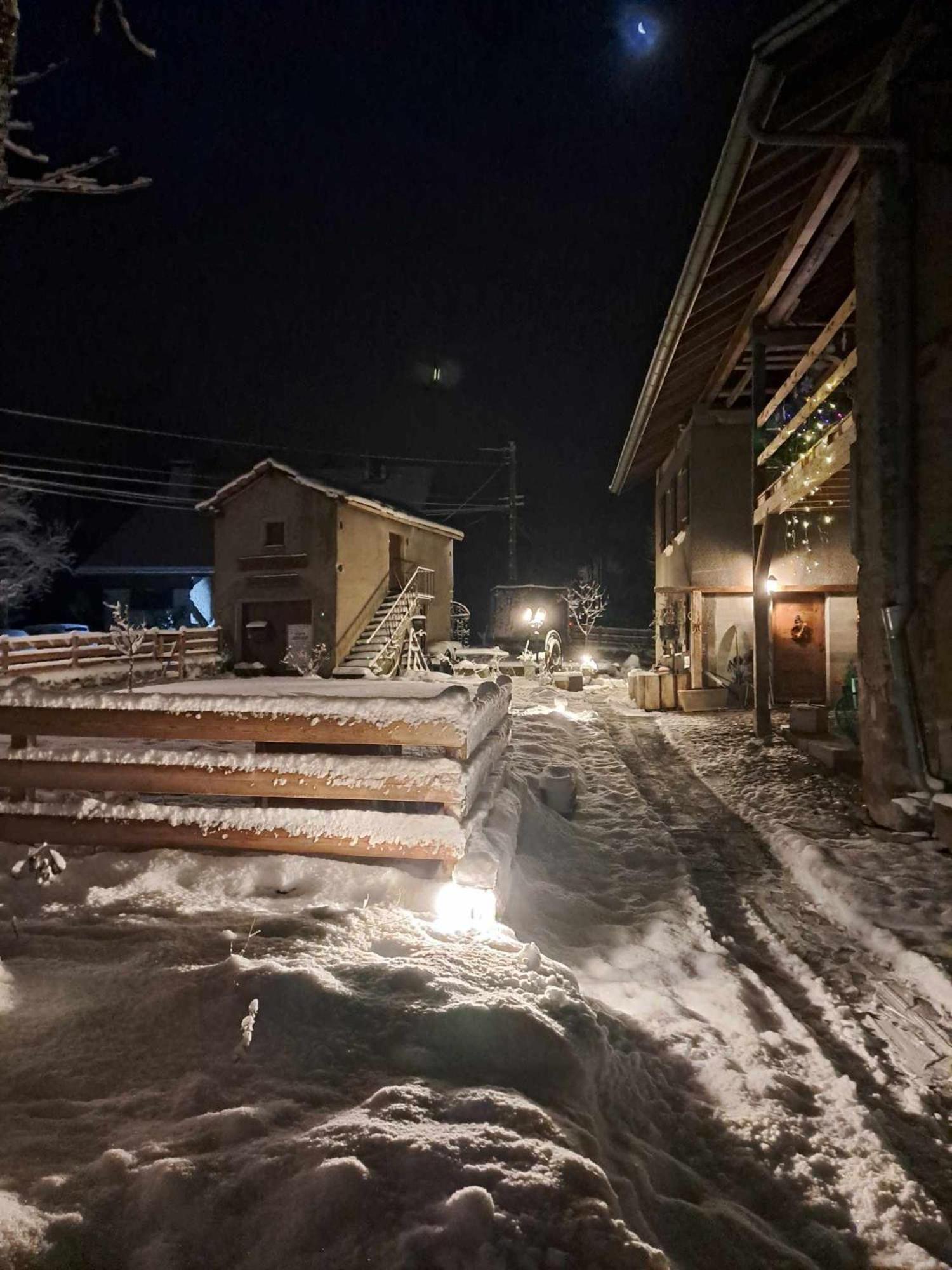 Maison D'Hotes Des Bassins D'Oche Saint-Paul-en-Chablais 외부 사진